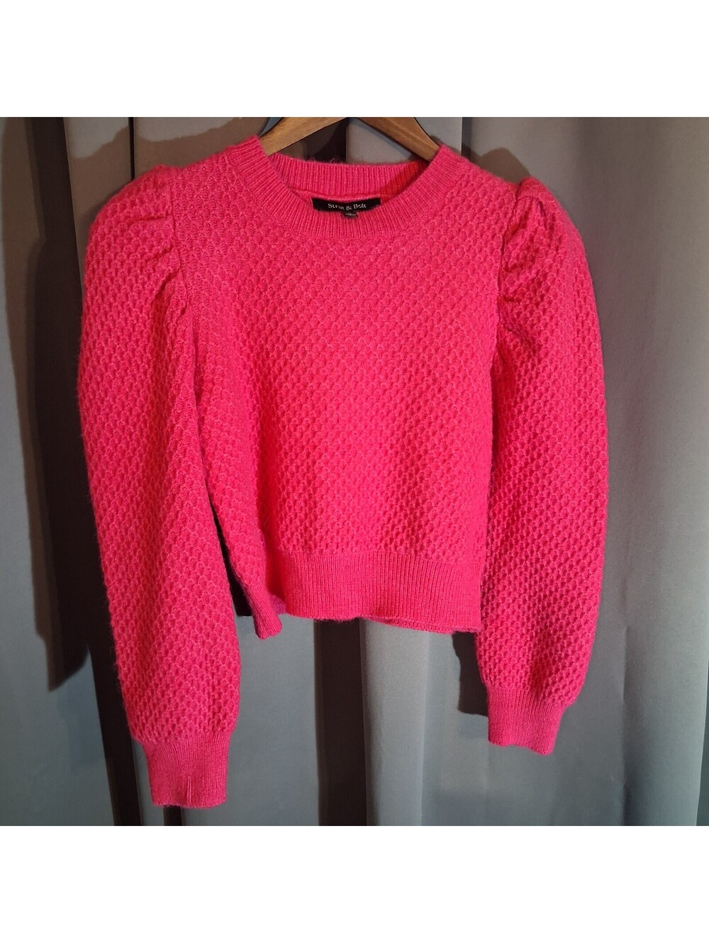 Strut & Bolt Pink Textured Puff Sleeve Sweater Size S